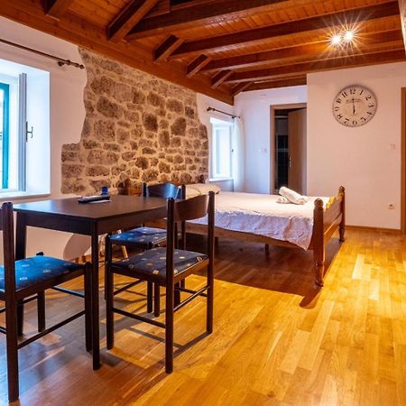 Apartments Loriana Šibenik Eksteriør billede
