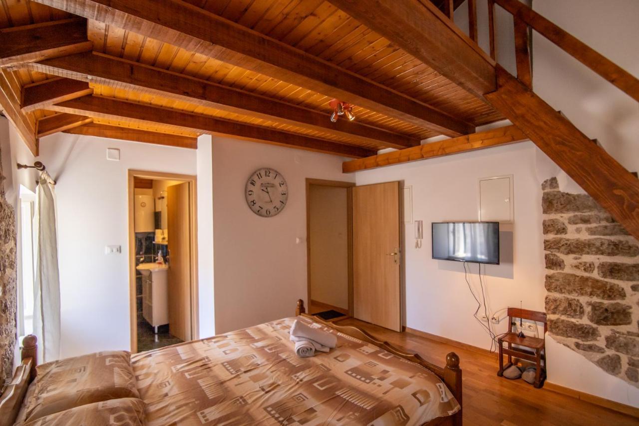 Apartments Loriana Šibenik Eksteriør billede