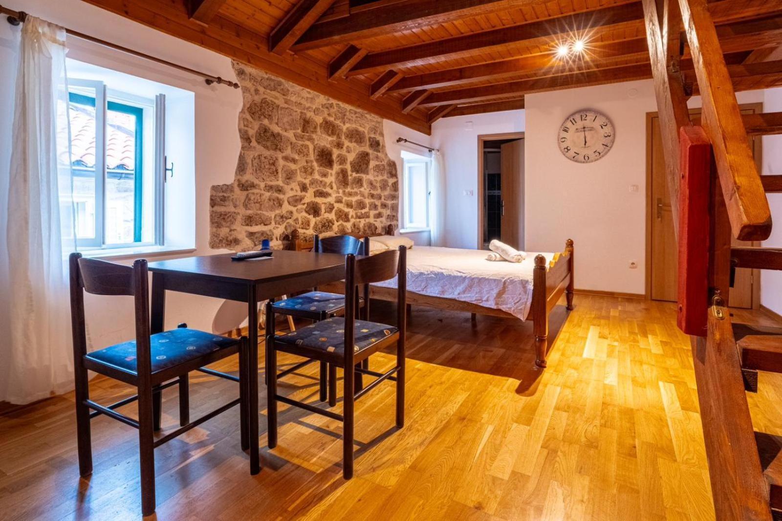 Apartments Loriana Šibenik Eksteriør billede