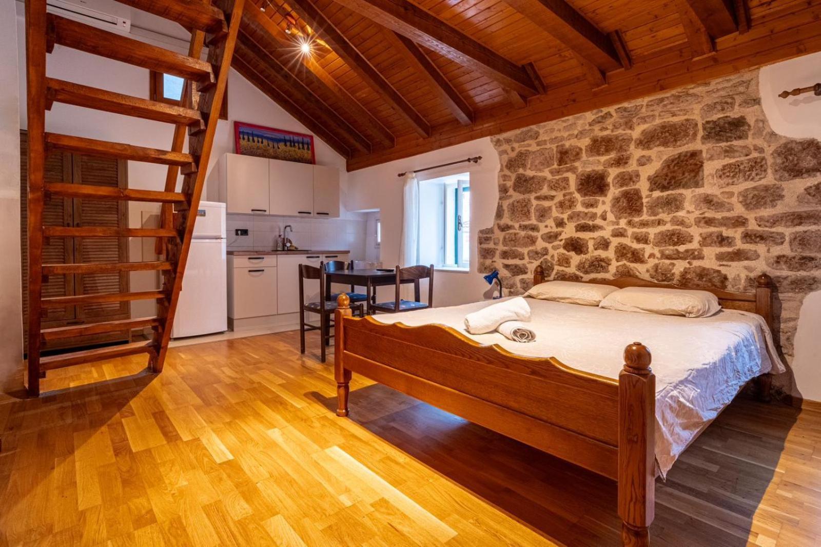 Apartments Loriana Šibenik Eksteriør billede