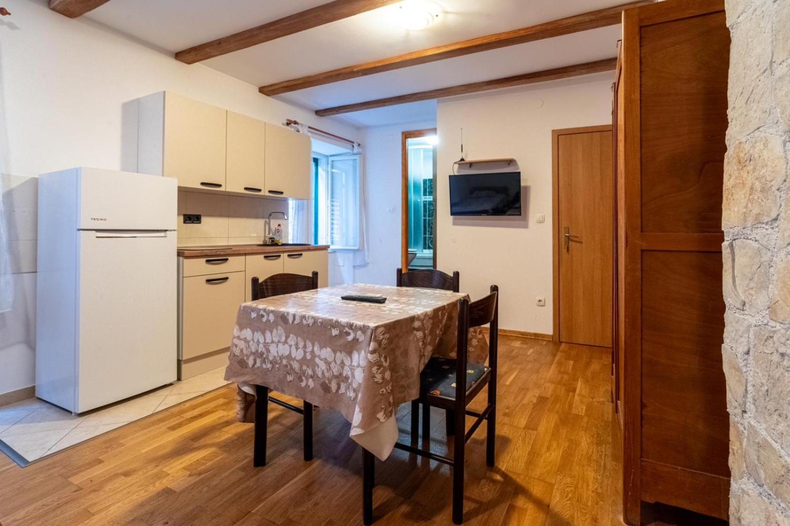 Apartments Loriana Šibenik Eksteriør billede