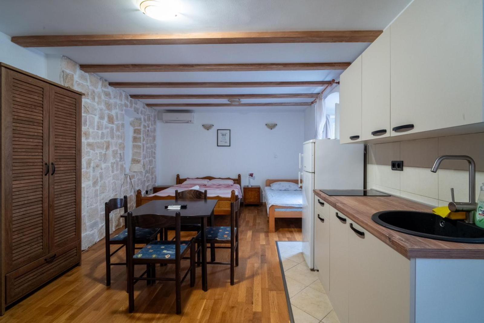 Apartments Loriana Šibenik Eksteriør billede