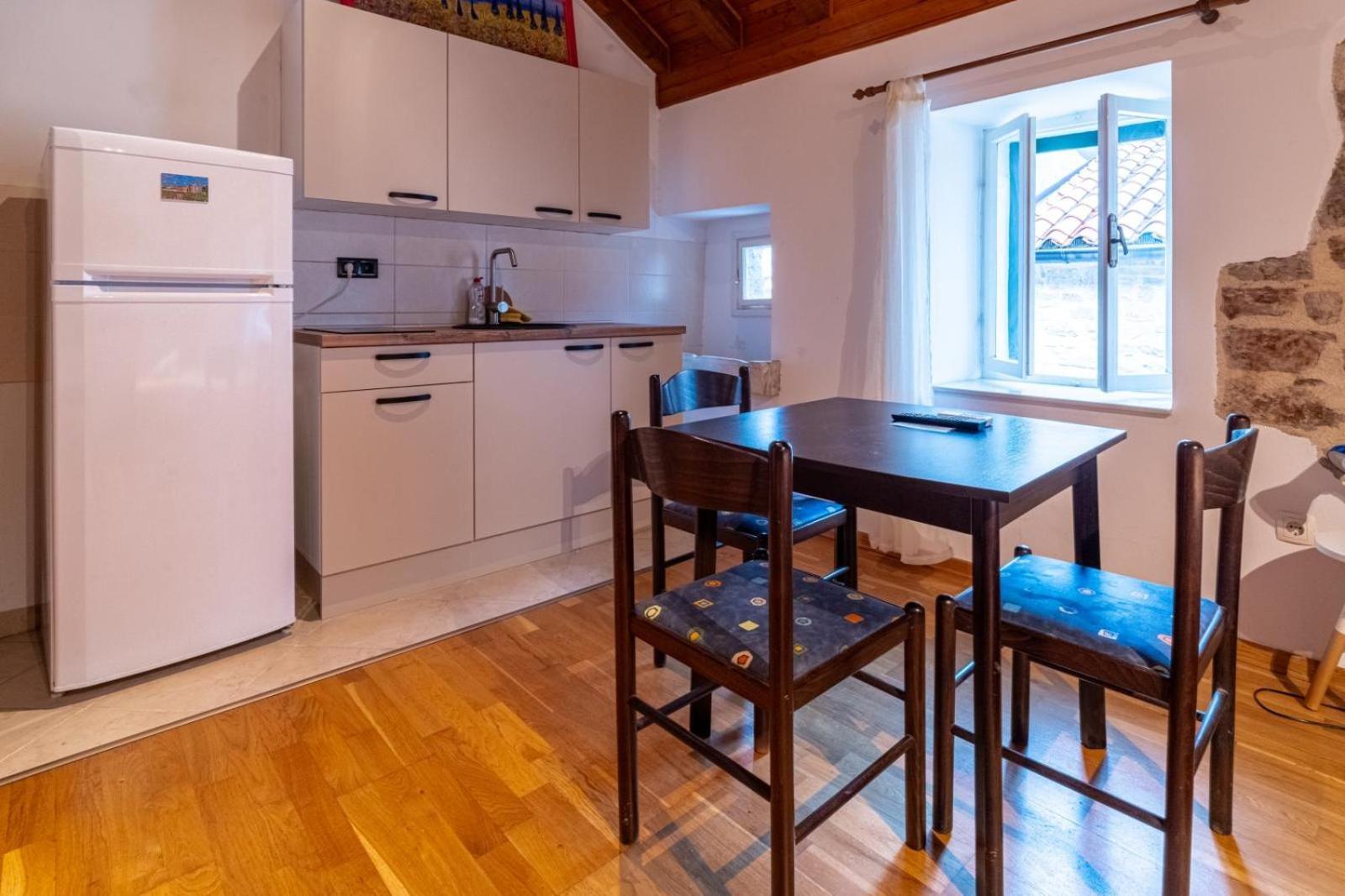 Apartments Loriana Šibenik Eksteriør billede